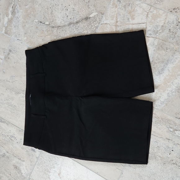 NWOT Hilary Radley pull on Bermuda Shorts - Picture 2 of 11